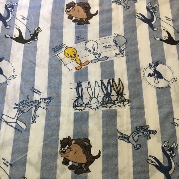 Used Scooby Doo Comforter Twin Size With Brand New Sheet Safari